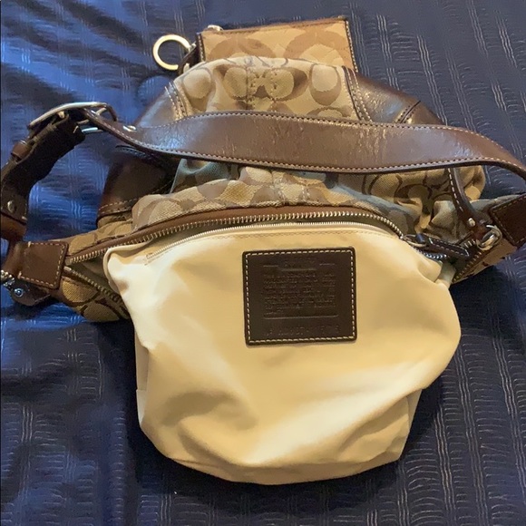 COPY - Coach small handbag and Coin pouch - Picture 3 of 5